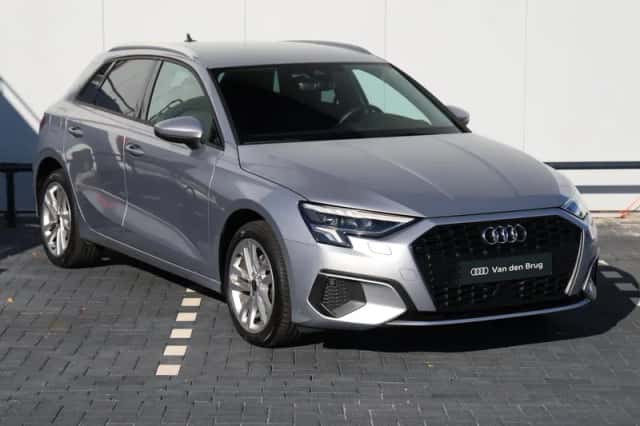 Audi A3 (2024) thumbnail 3