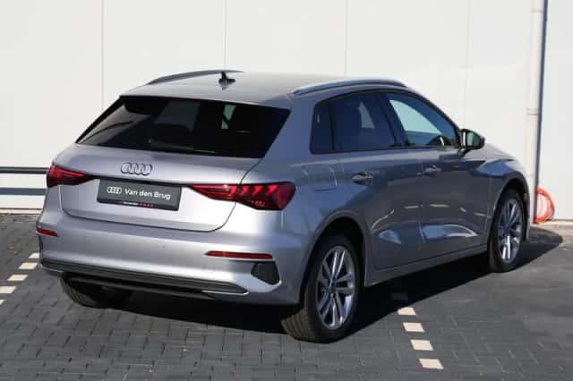 Audi A3 (2024) thumbnail 5
