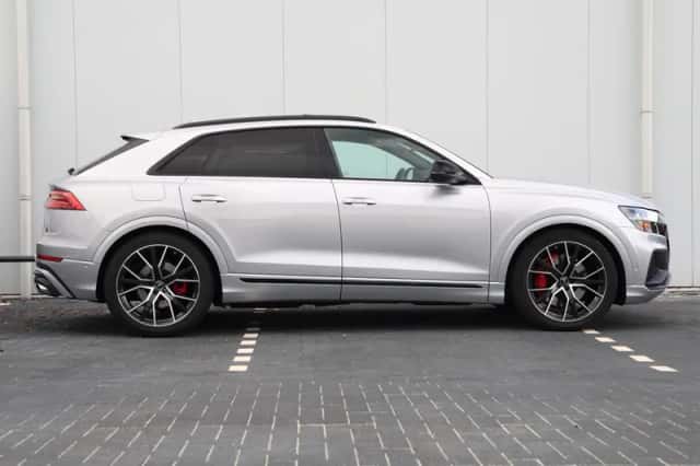 Audi Q8 (2022) thumbnail 2
