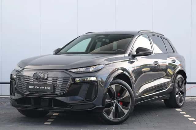 Audi Q6 e-tron (2024) thumbnail 1