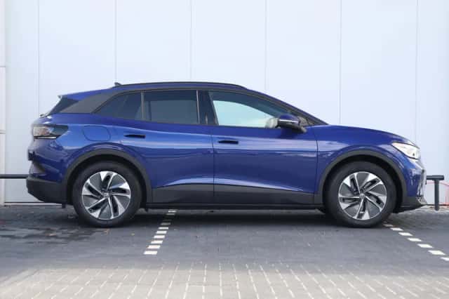 Volkswagen ID.4 (2025) thumbnail 2