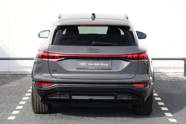 Audi Q6 e-tron (2025) thumbnail 6