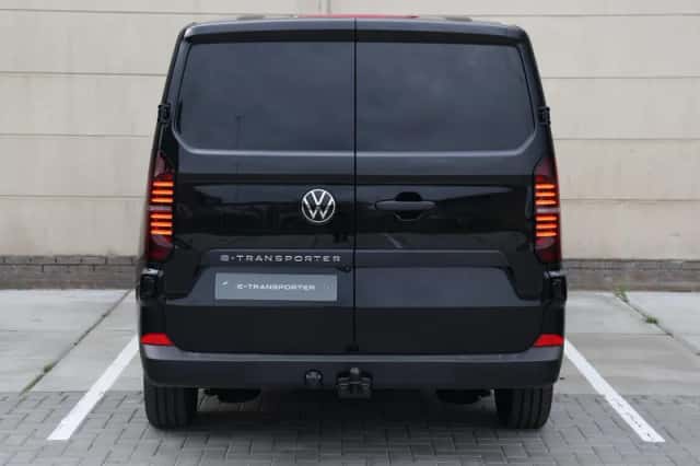 Volkswagen E-Transporter (2026) thumbnail 6