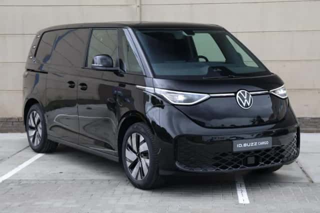 Volkswagen ID. Buzz (2026) thumbnail 3