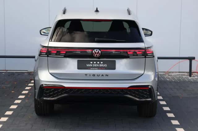 Volkswagen Tiguan (2025) thumbnail 6