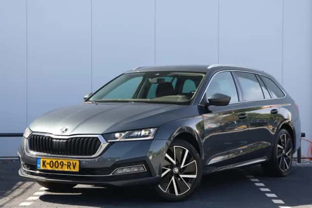 Škoda Octavia (2020) thumbnail 1