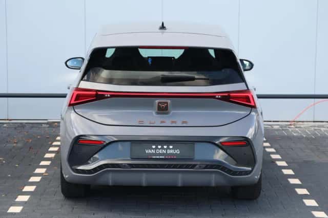 CUPRA Born (2024) thumbnail 6