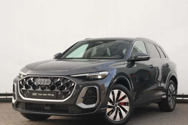 Audi Q5 (2025) thumbnail 1