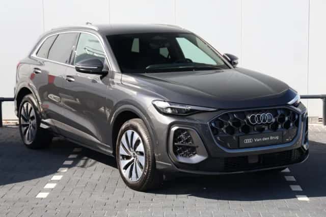 Audi Q5 (2025) thumbnail 3