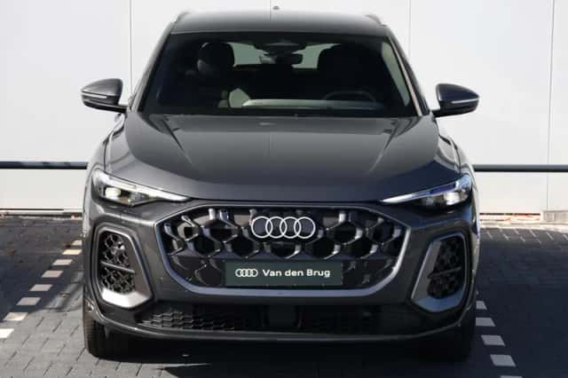 Audi Q5 (2025) thumbnail 4