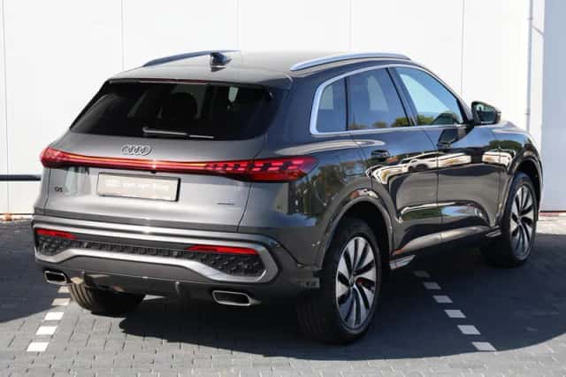 Audi Q5 (2025) thumbnail 5