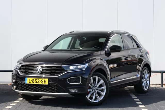 Volkswagen T-Roc (2018) thumbnail 1