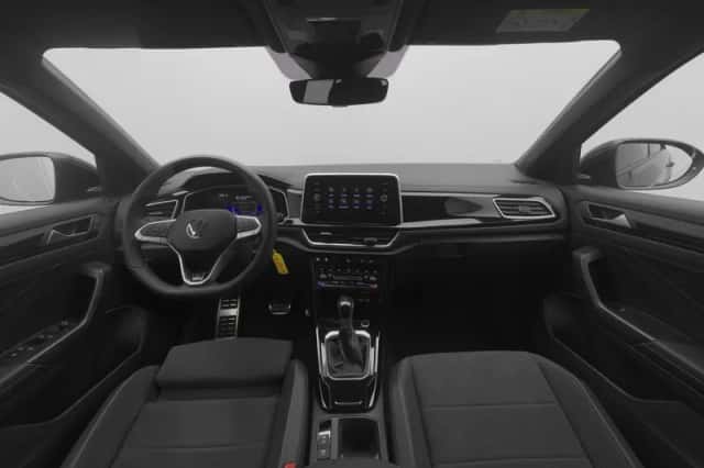 Volkswagen T-Roc (2025) thumbnail 3