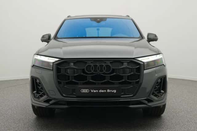 Audi Q7 (2025) thumbnail 4