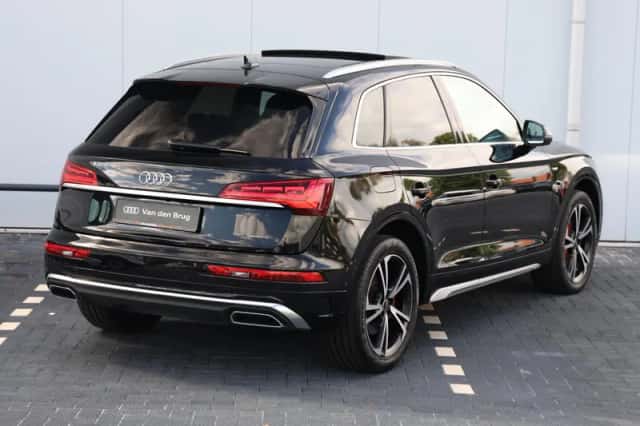 Audi Q5 (2023) thumbnail 5