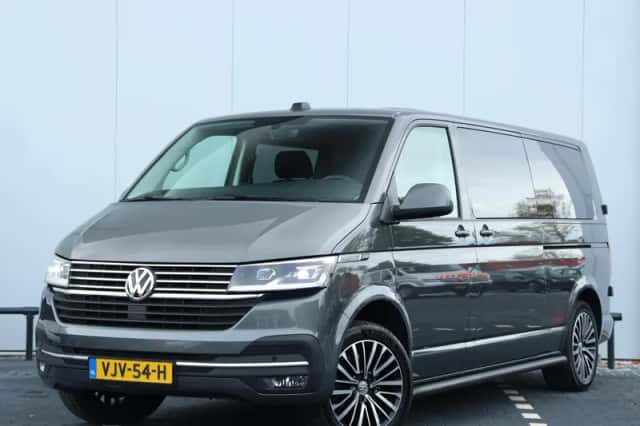 Volkswagen Transporter (2021) thumbnail 1
