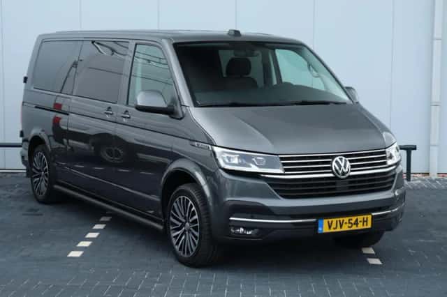 Volkswagen Transporter (2021) thumbnail 3