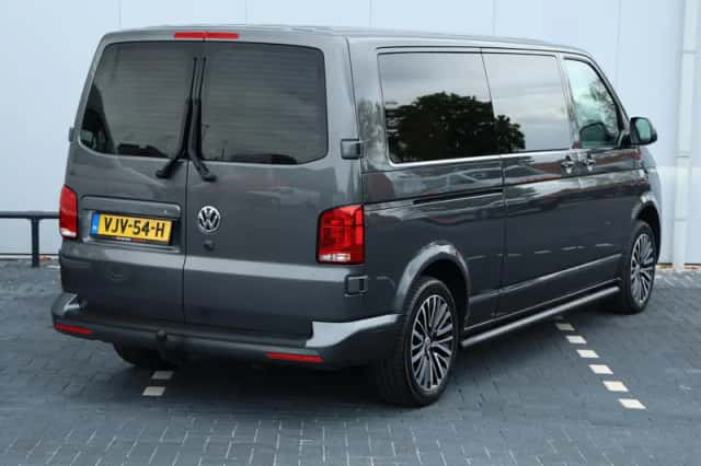 Volkswagen Transporter (2021) thumbnail 5