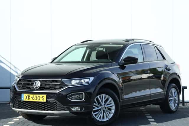 Volkswagen T-Roc (2019) thumbnail 1