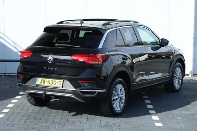 Volkswagen T-Roc (2019) thumbnail 5