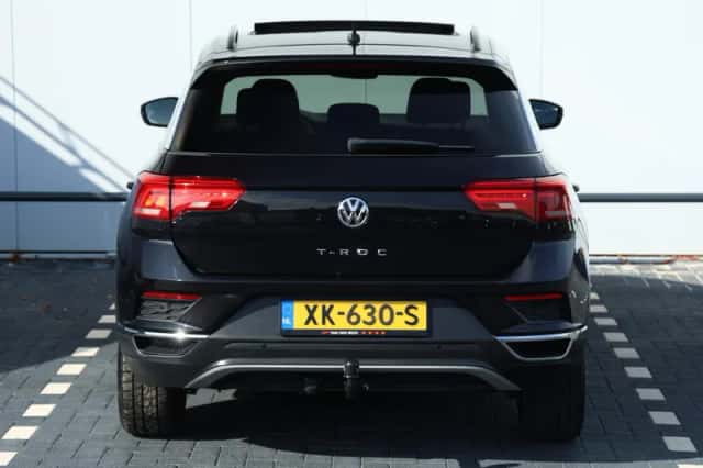 Volkswagen T-Roc (2019) thumbnail 6