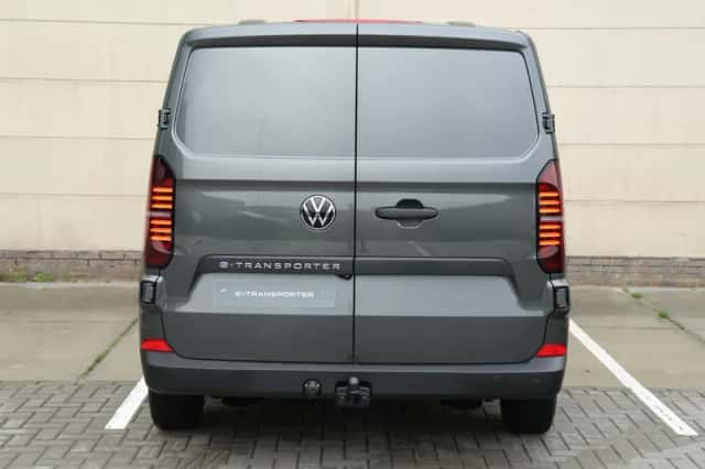 Volkswagen e-Transporter (2026) thumbnail 6