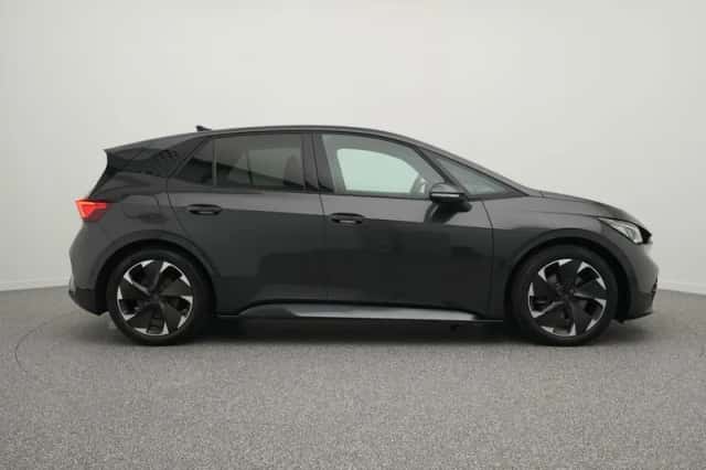 CUPRA Born (2023) thumbnail 2
