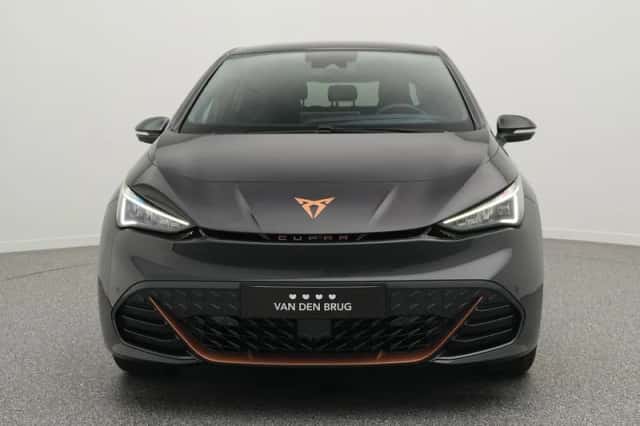 CUPRA Born (2023) thumbnail 3