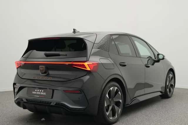 CUPRA Born (2023) thumbnail 5