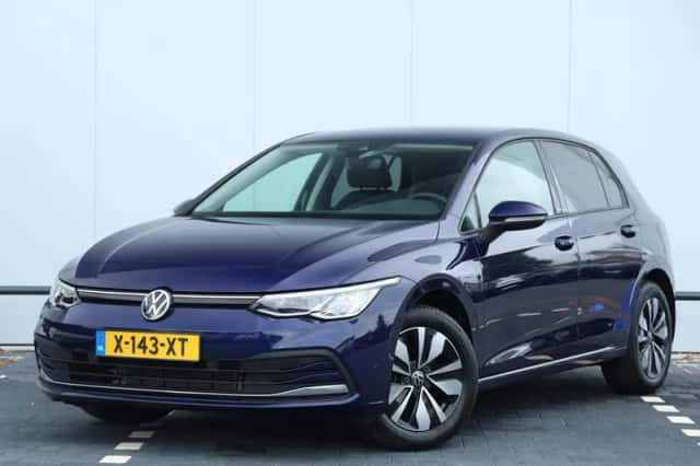 Volkswagen Golf (2023) thumbnail 1
