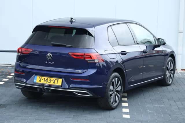 Volkswagen Golf (2023) thumbnail 5