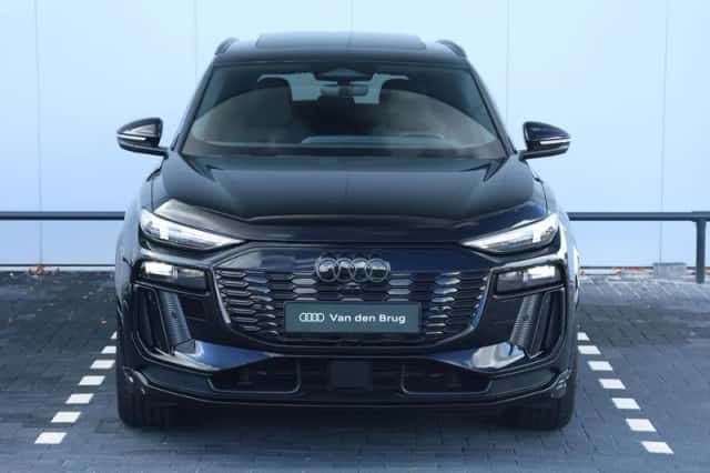Audi Q6 e-tron (2025) thumbnail 4
