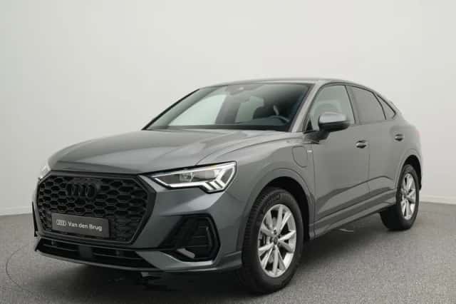 Audi Q3 Sportback (2024) thumbnail 1