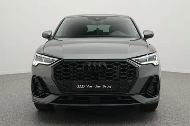 Audi Q3 Sportback (2024) thumbnail 3