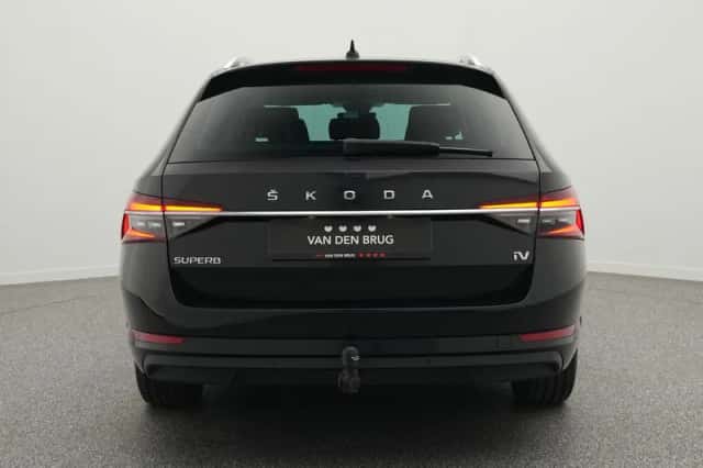 Škoda Superb (2024) thumbnail 6