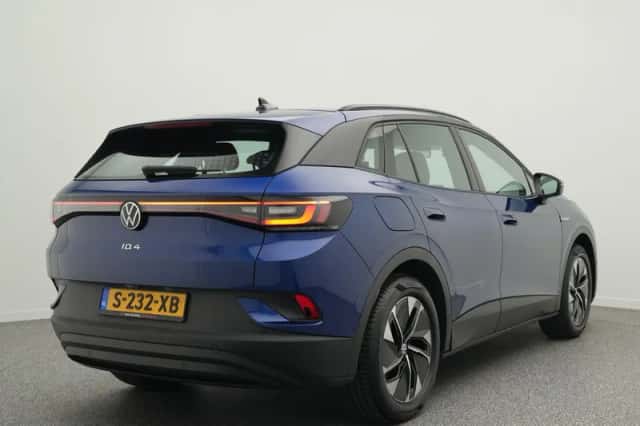 Volkswagen ID.4 (2023) thumbnail 2