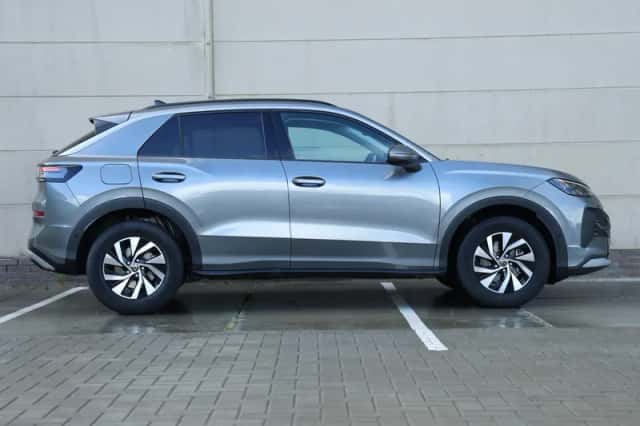 Volkswagen T-Roc (2026) thumbnail 2