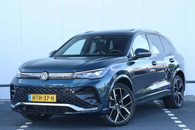 Volkswagen Tiguan (2025) thumbnail 1