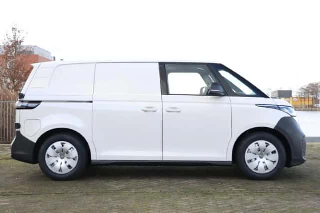 Volkswagen ID. Buzz Cargo (2026) thumbnail 2