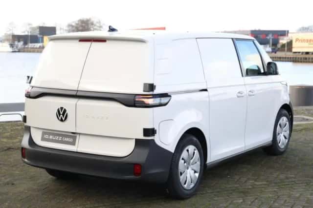 Volkswagen ID. Buzz Cargo (2026) thumbnail 5