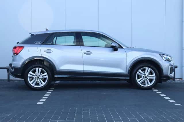 Audi Q2 (2023) thumbnail 2