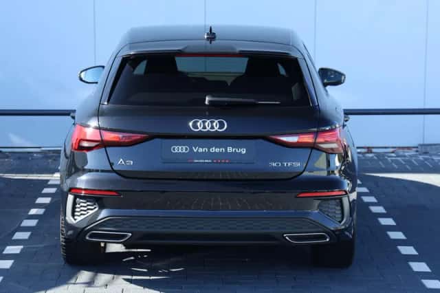 Audi A3 (2023) thumbnail 6