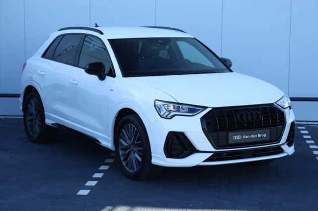 Audi Q3 (2020) thumbnail 3