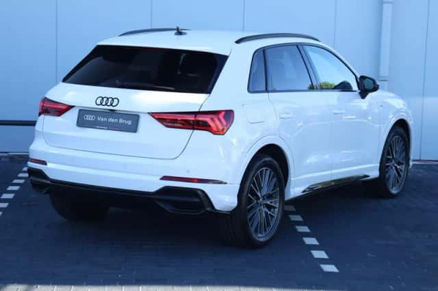 Audi Q3 (2020) thumbnail 5