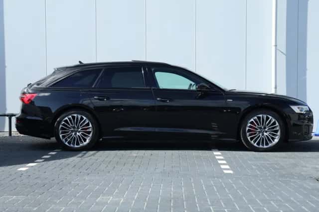 Audi A6 (2022) thumbnail 2
