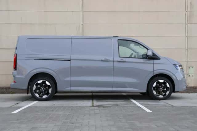 Volkswagen Transporter (2026) thumbnail 2