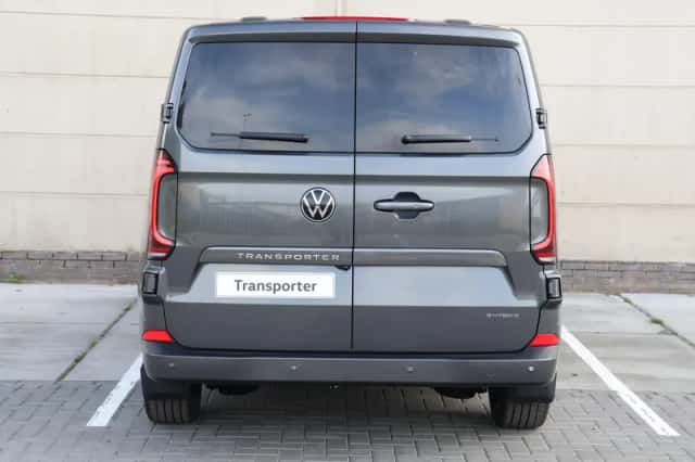 Volkswagen Transporter (2026) thumbnail 6