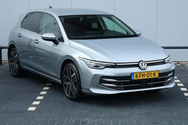 Volkswagen Golf (2026) thumbnail 3