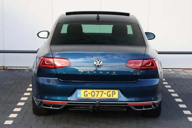 Volkswagen Passat (2019) thumbnail 6