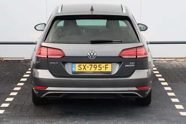 Volkswagen Golf (2018) thumbnail 6